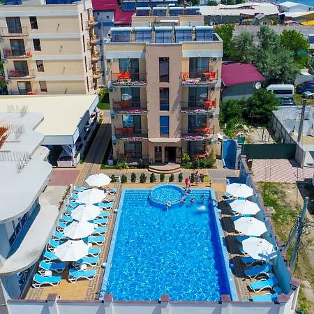 Hotel Grand More ซาโตกา ภายนอก รูปภาพ