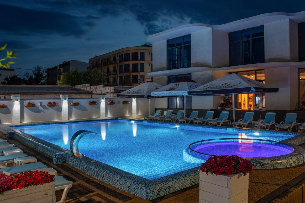Hotel Grand More ซาโตกา ภายนอก รูปภาพ